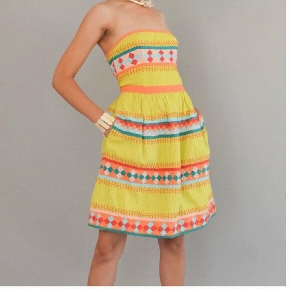 Leifsdottir geometric strapless dress size 6